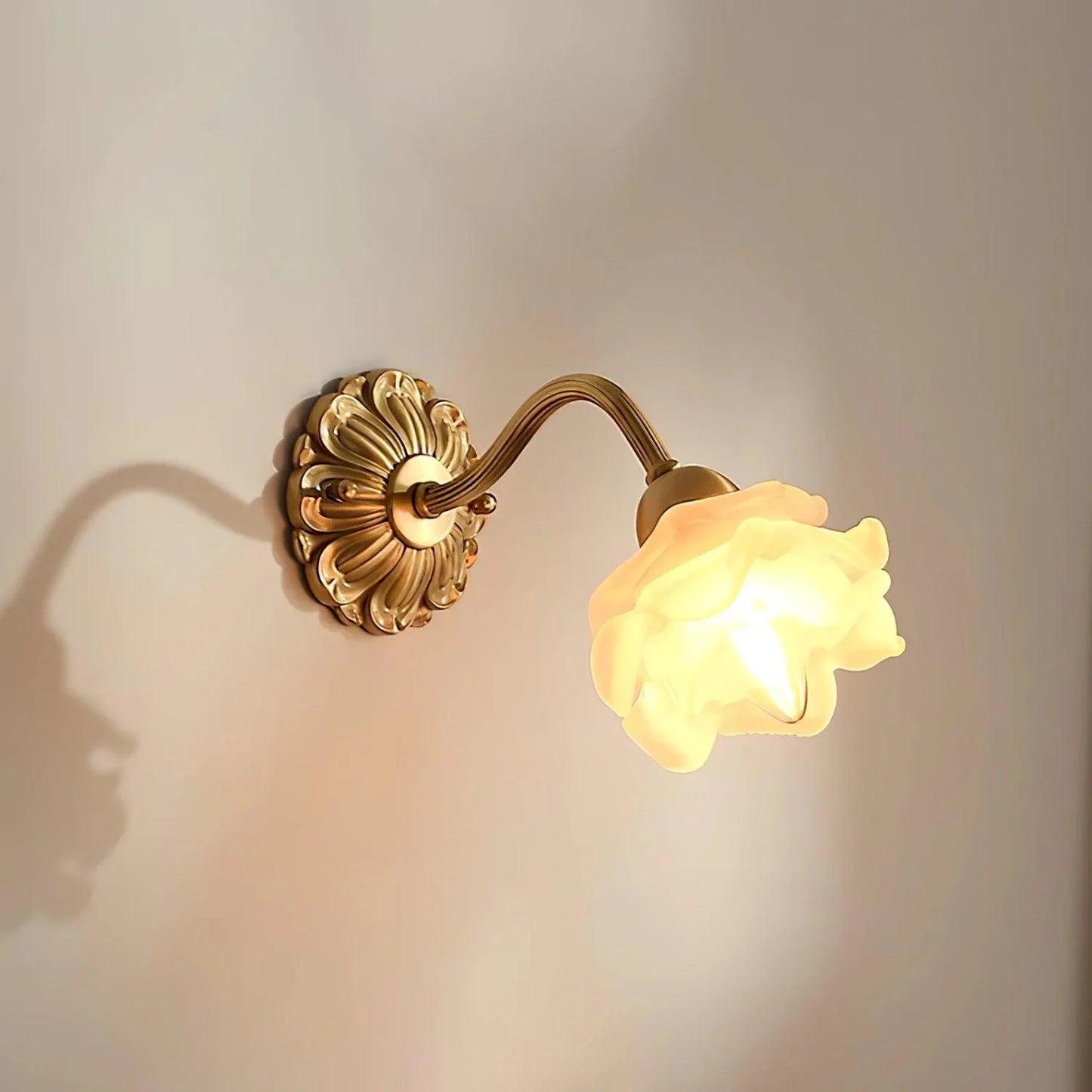Floral Glass Wall Lamp
