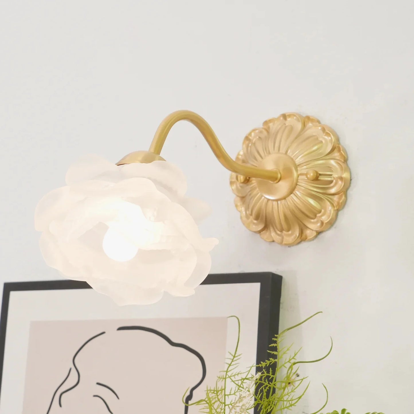 Floral Glass Wall Lamp